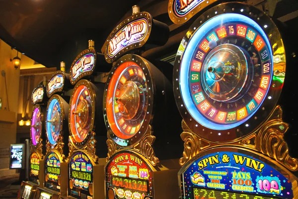 Live casino table with multiple players and dealer